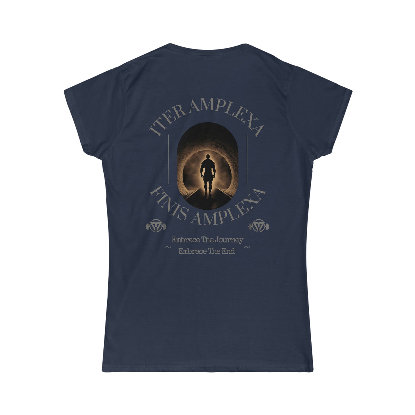 "Iter Amplexa Finis Amplexa" Women's Tee